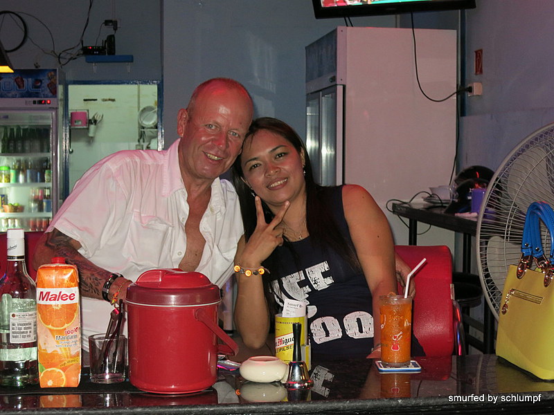 2014-09-15  Smurf Bar