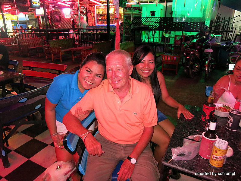 2014-09-15  Smurf Bar