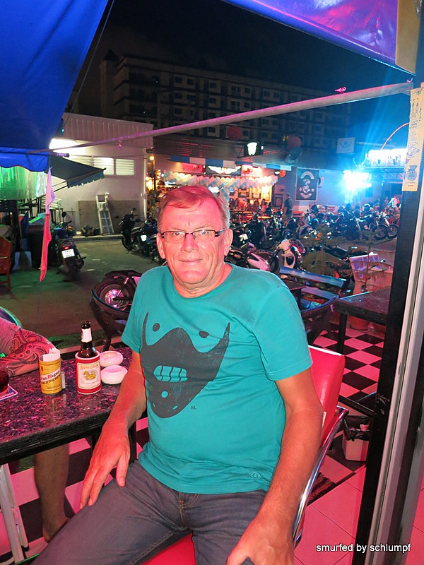 2014-09-17  Smurf Bar