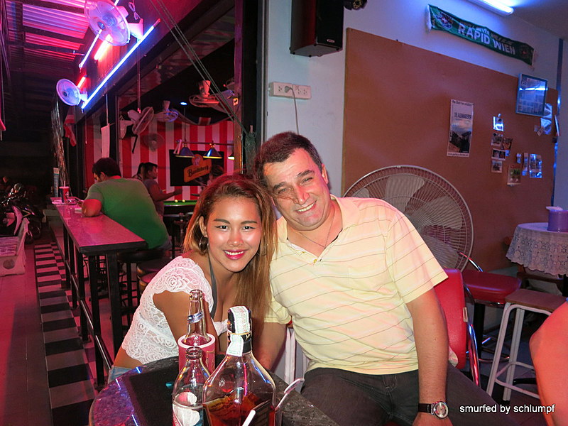 2014-09-17  Smurf Bar