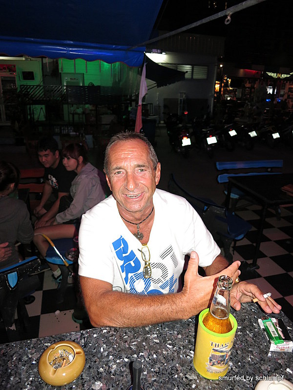2014-09-18  Smurf Bar