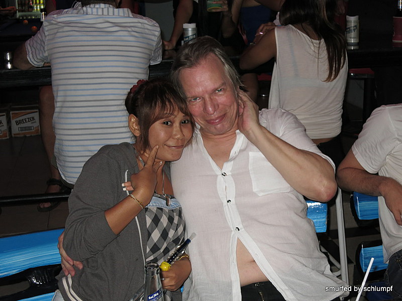 2014-09-18  Smurf Bar