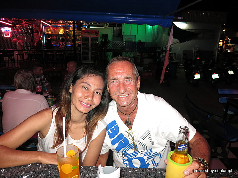 2014-09-18  Smurf Bar