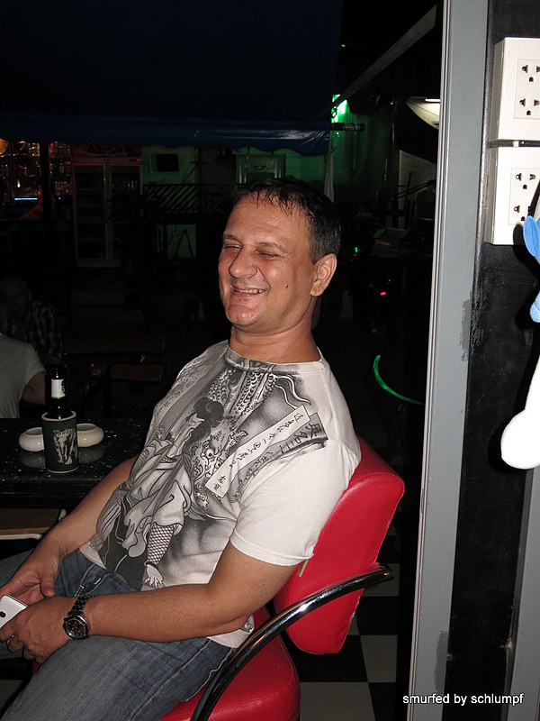 2014-09-18  Smurf Bar