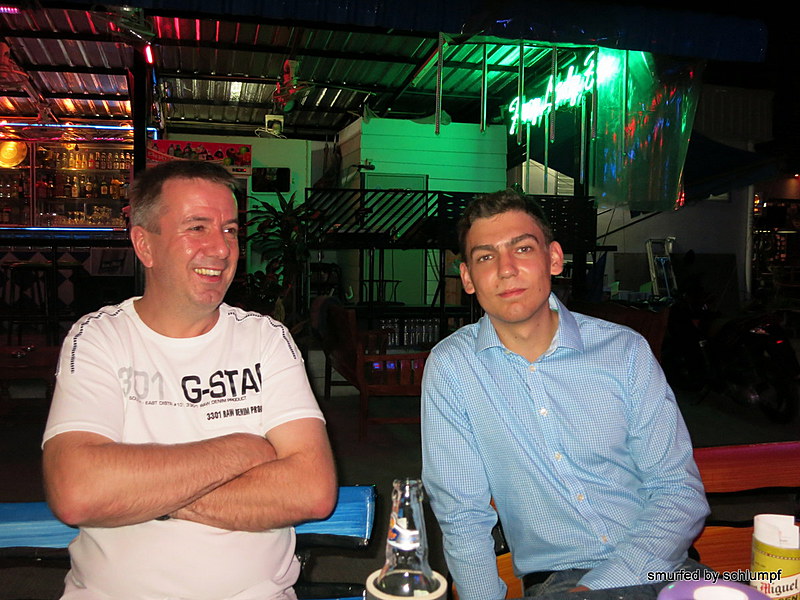 2014-09-22  Smurf Bar