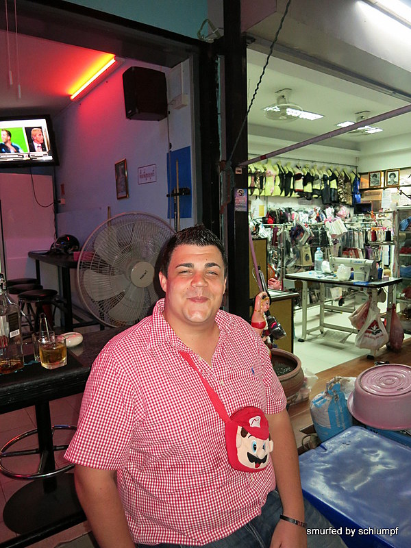 2014-09-22  Smurf Bar