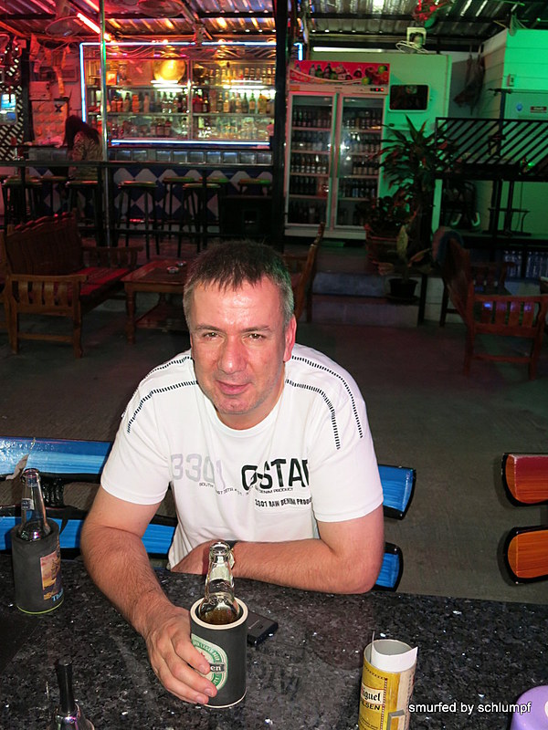 2014-09-22  Smurf Bar