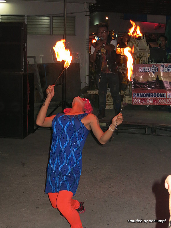 2014-09-23  Smurf Bar