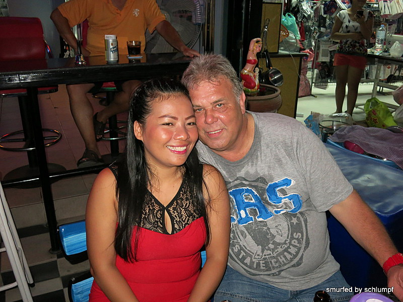 2014-09-23  Smurf Bar