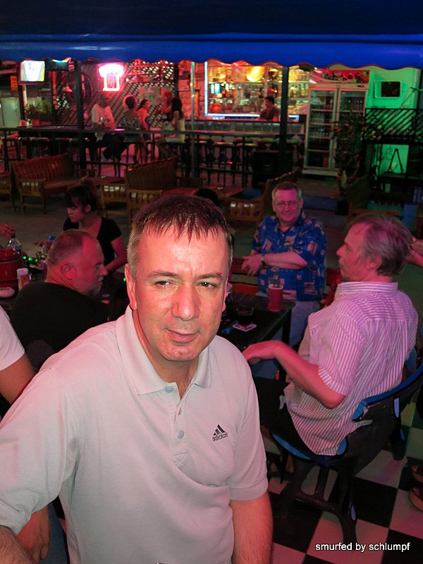 2014-09-23  Smurf Bar