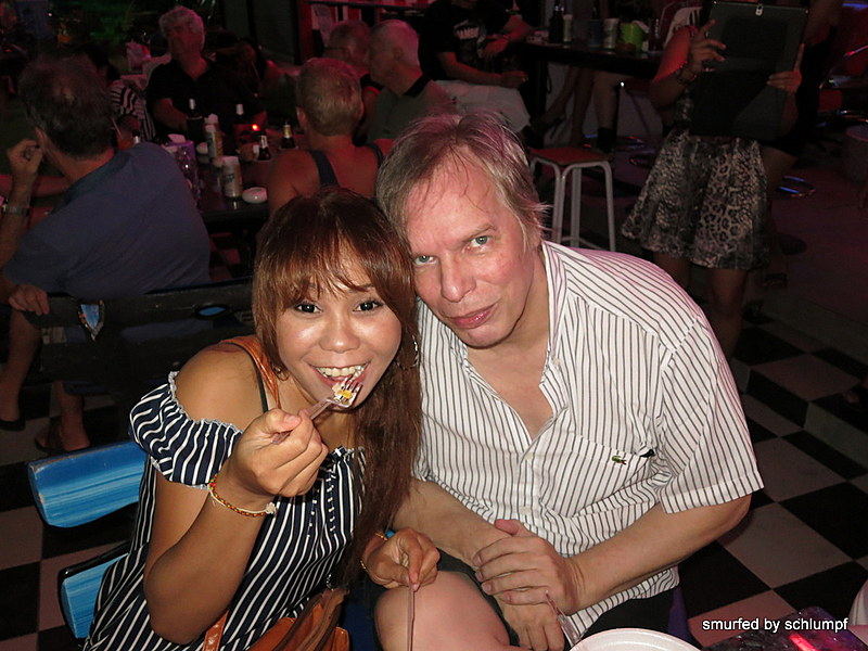 2014-09-23  Smurf Bar