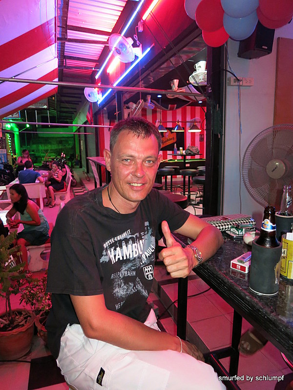 2014-09-23  Smurf Bar