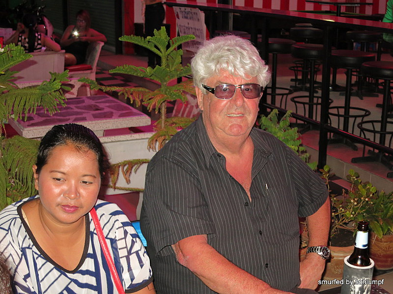 2014-09-23  Smurf Bar