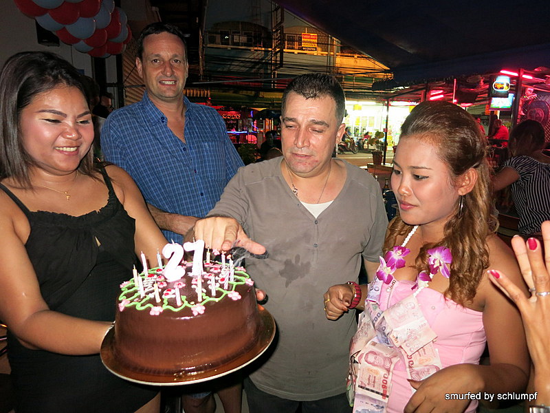 2014-09-23  Smurf Bar