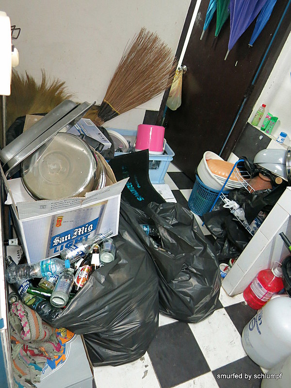 2014-09-23  Smurf Bar