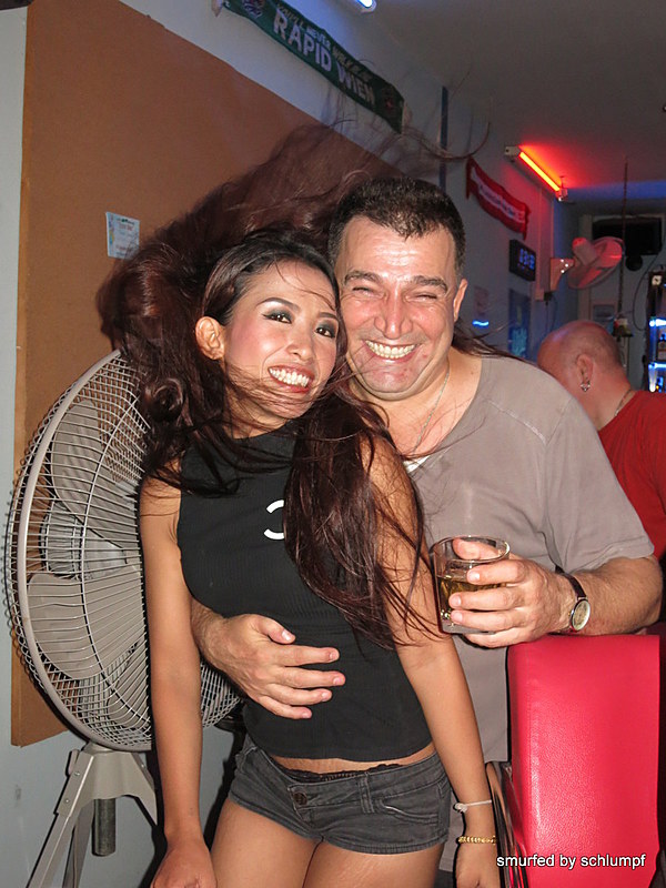 2014-09-23  Smurf Bar