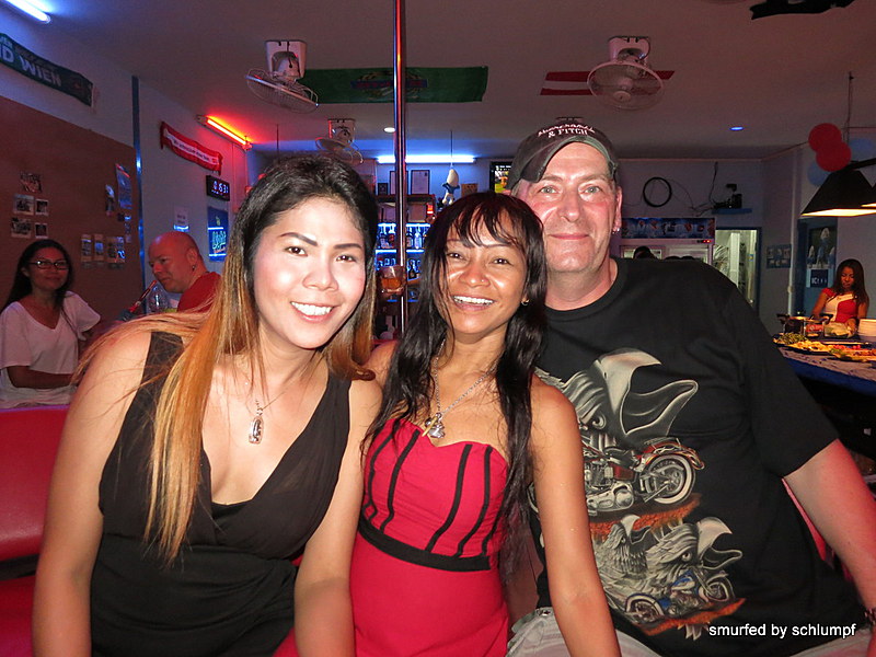 2014-09-23  Smurf Bar