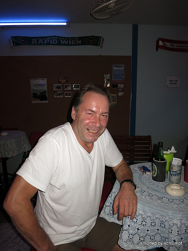 2014-09-25  Smurf Bar