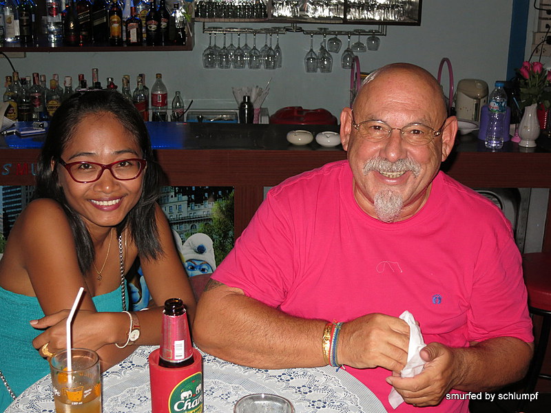 2014-09-26  Smurf Bar