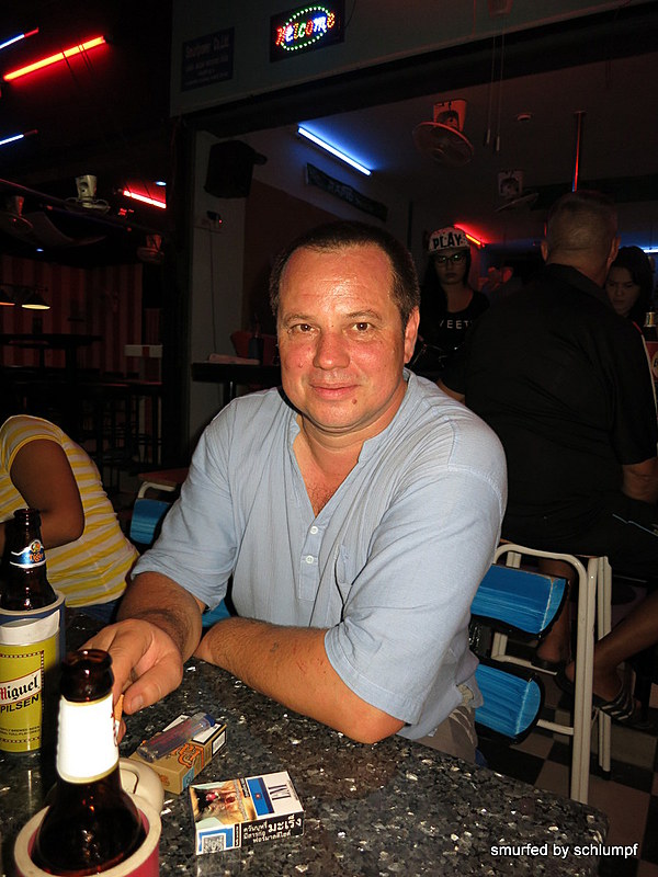 2014-09-28  Smurf Bar