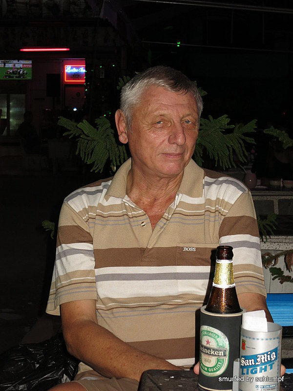 2014-09-28  Smurf Bar