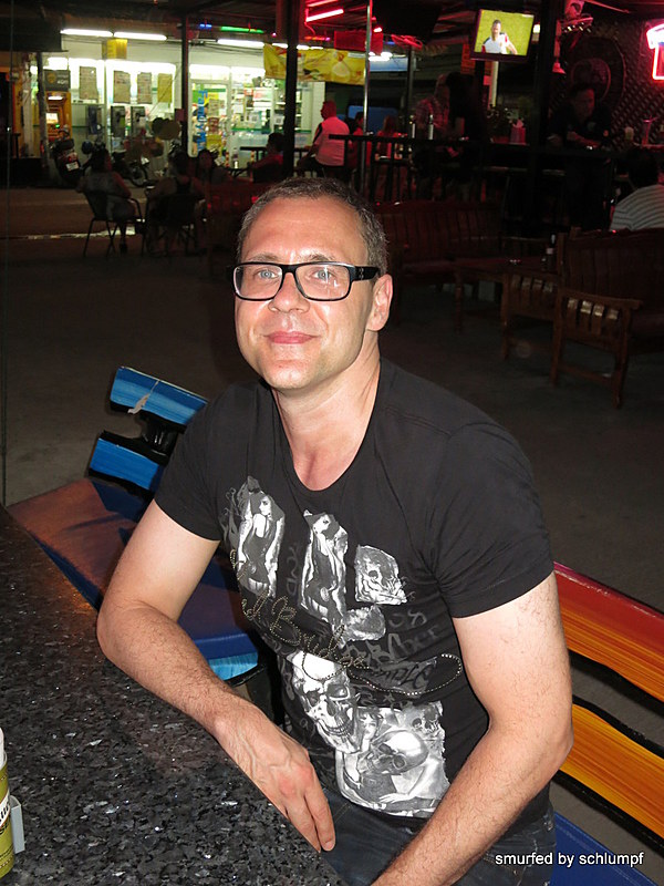 2014-09-29  Smurf Bar