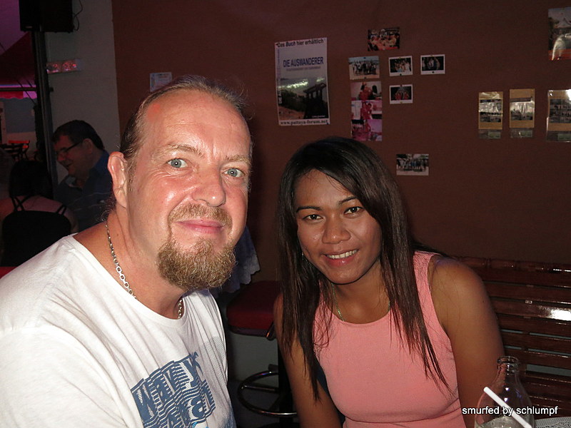 2014-09-30  Smurf Bar