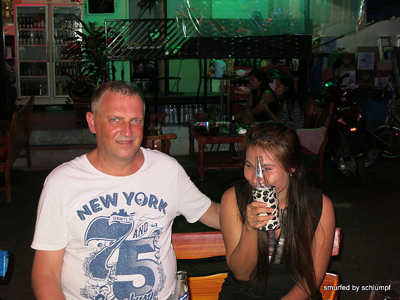 2014-10-06  Smurf Bar