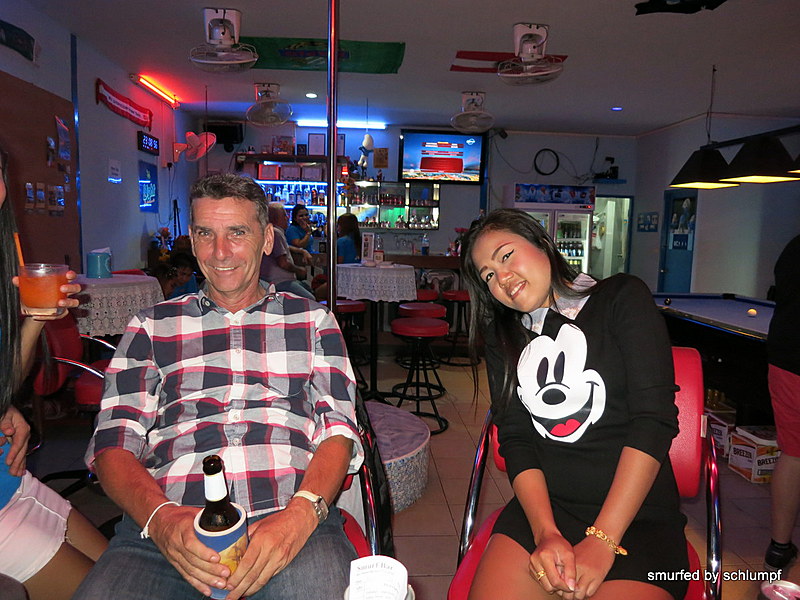2014-10-06  Smurf Bar