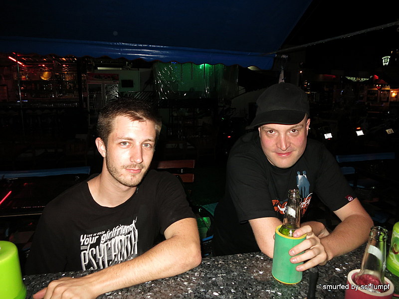 2014-10-07  Smurf Bar