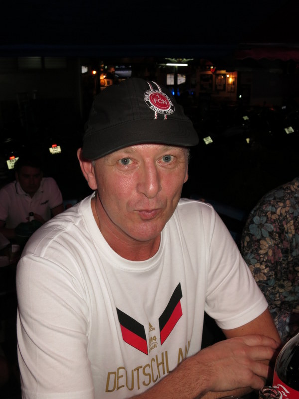 2014-10-08  Smurf Bar