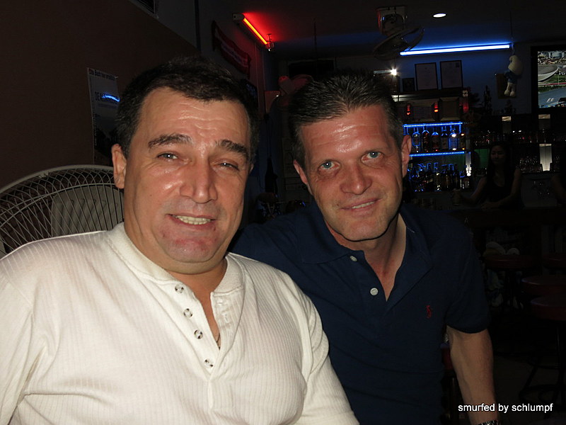 2014-10-11  Smurf Bar