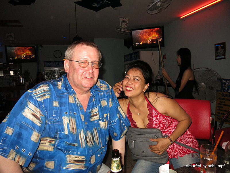 2014-10-12  Smurf Bar