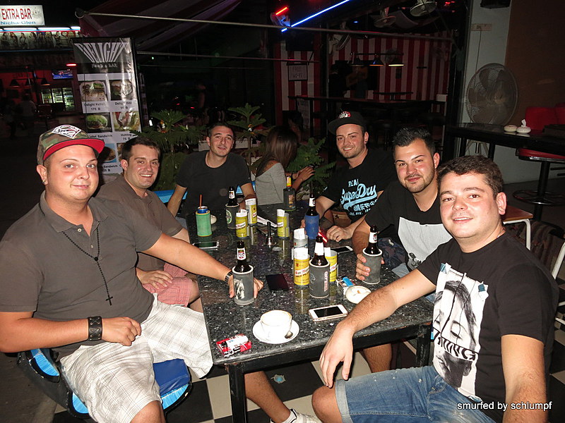 2014-10-12  Smurf Bar