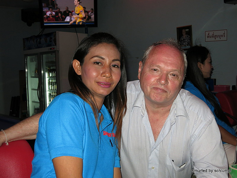 2014-10-13  Smurf Bar
