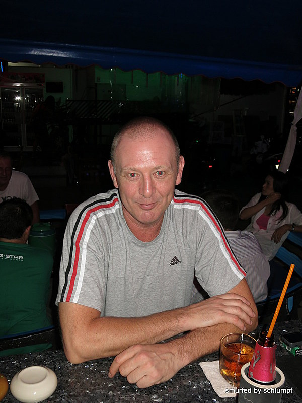 2014-10-13  Smurf Bar