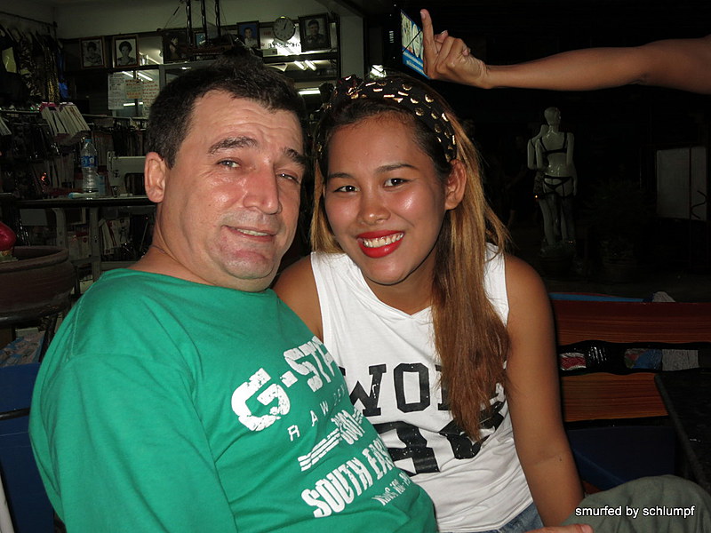 2014-10-13  Smurf Bar