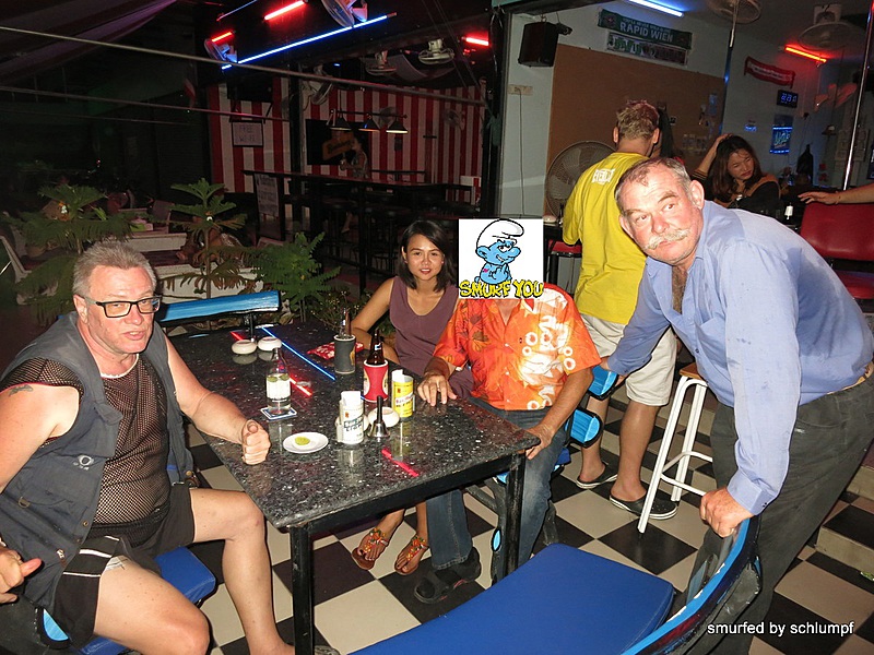 2014-10-13  Smurf Bar