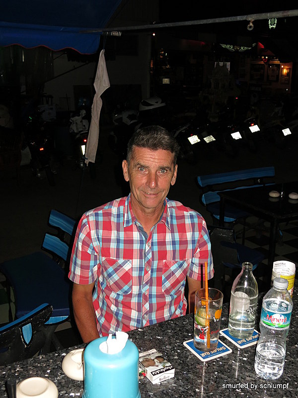 2014-10-14  Smurf Bar