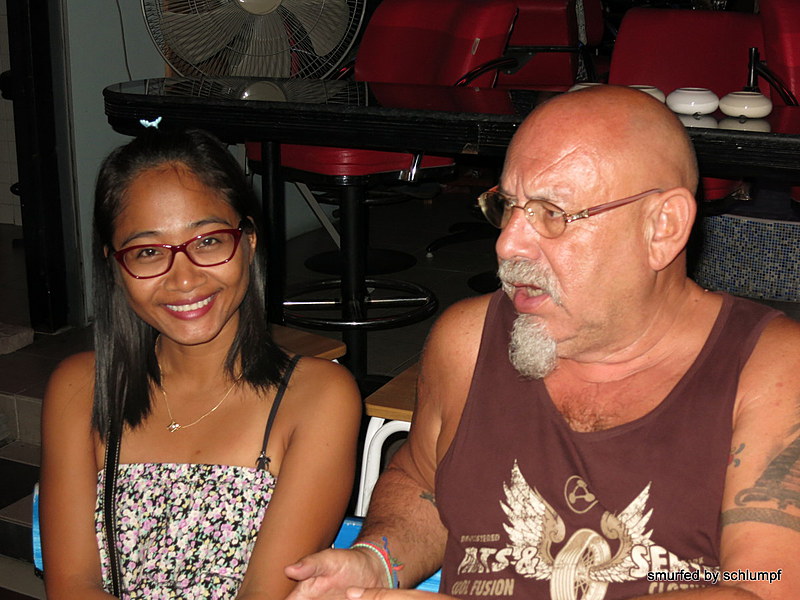 2014-10-14  Smurf Bar