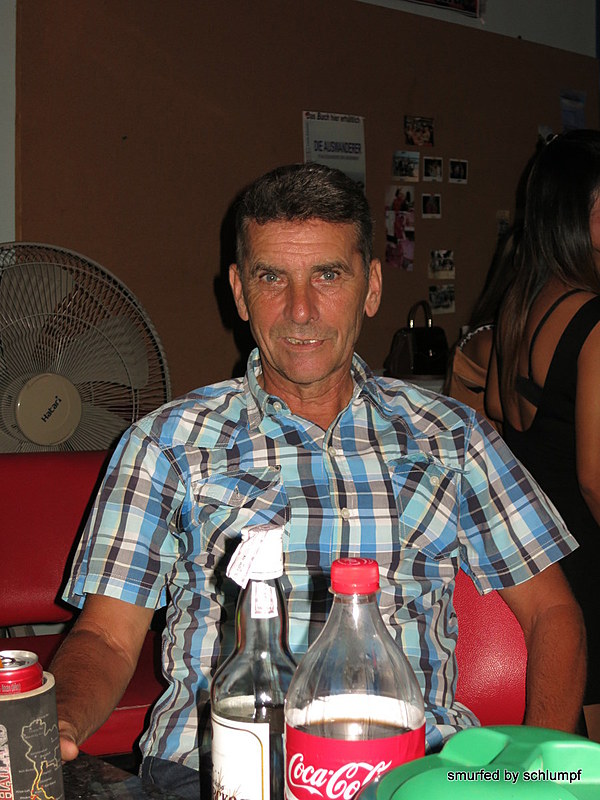 2014-10-15  Smurf Bar