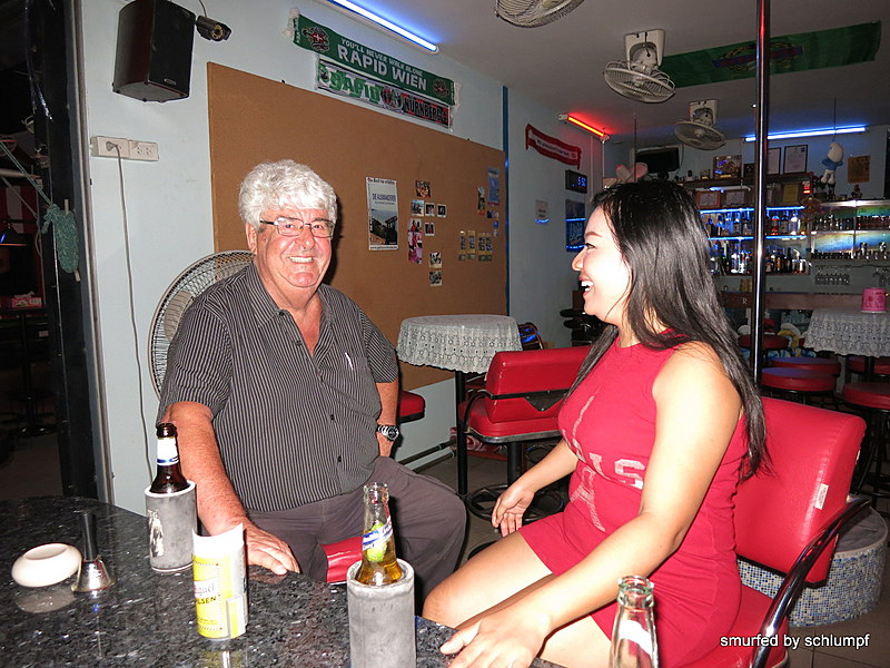 2014-10-15  Smurf Bar