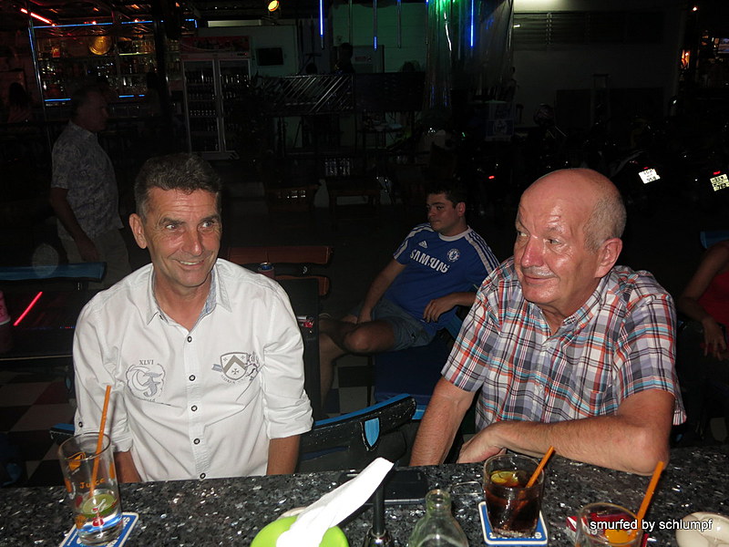 2014-10-18  Smurf Bar