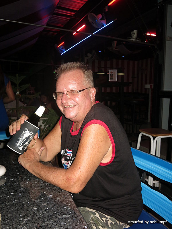 2014-10-18  Smurf Bar