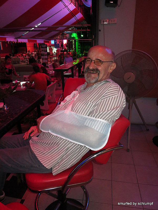 2014-10-25  Smurf Bar