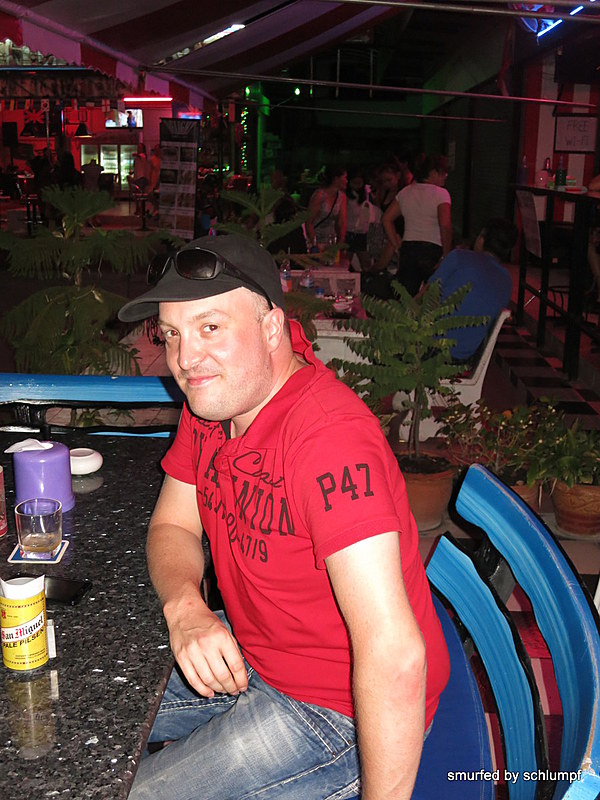 2014-10-26  Smurf Bar