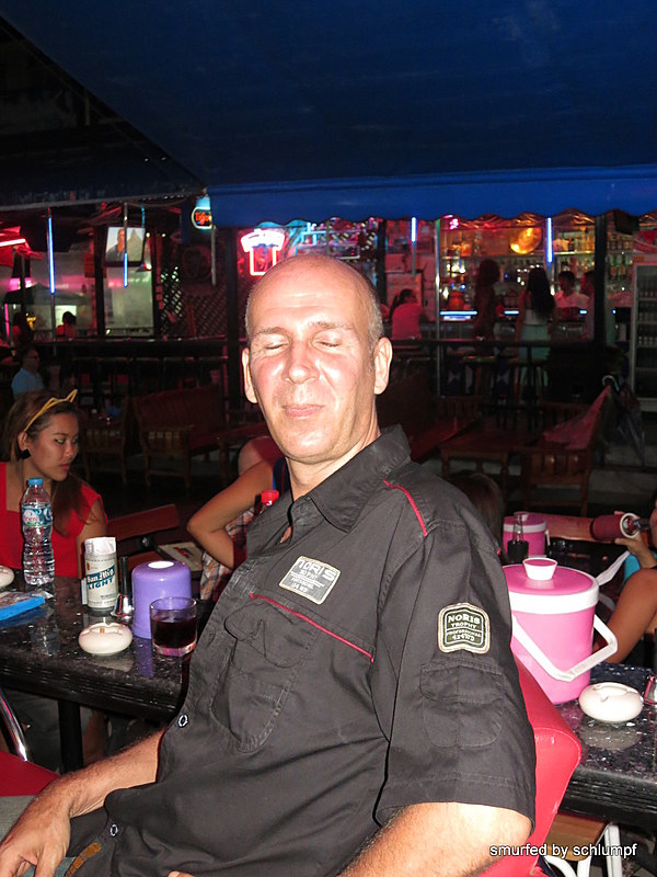 2014-10-28  Smurf Bar