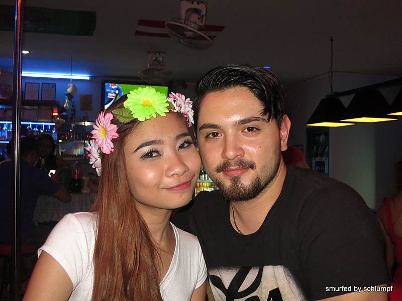 2014-10-29  Smurf Bar