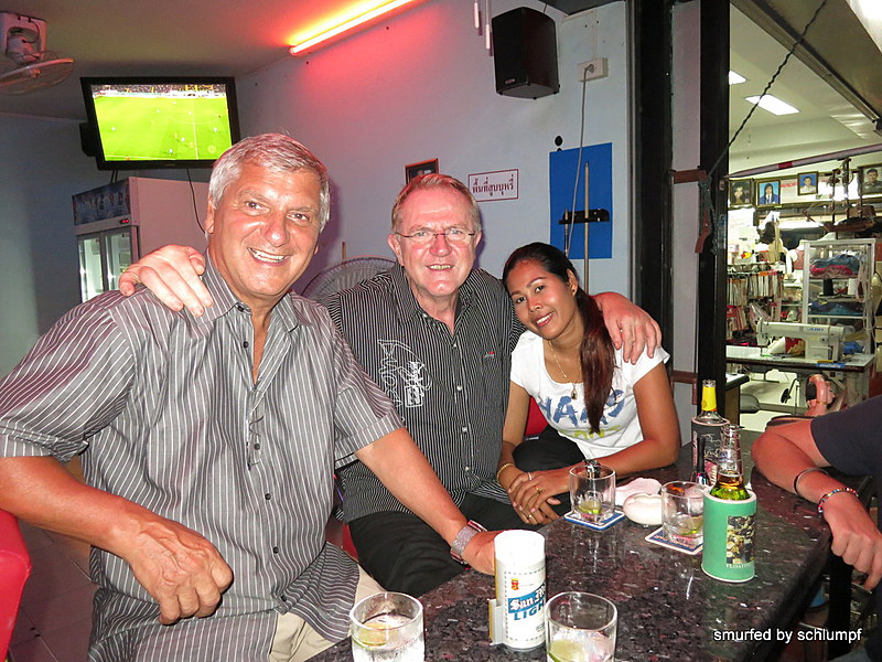 2014-10-29  Smurf Bar