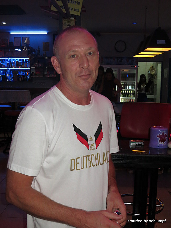 2014-10-29  Smurf Bar